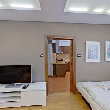 2Br Apt With Free Garage Parking, Close To The Historic Centre Bratysława Zewnętrze zdjęcie