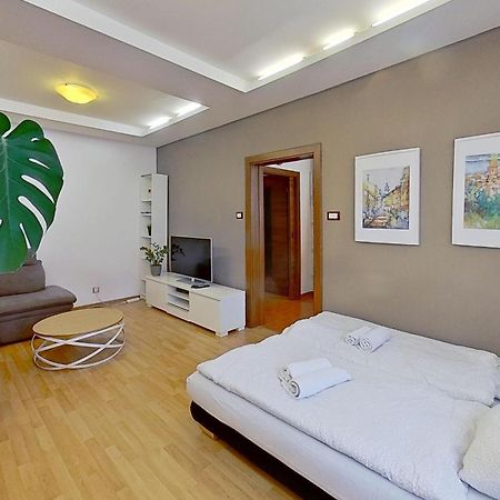 2Br Apt With Free Garage Parking, Close To The Historic Centre Bratysława Zewnętrze zdjęcie