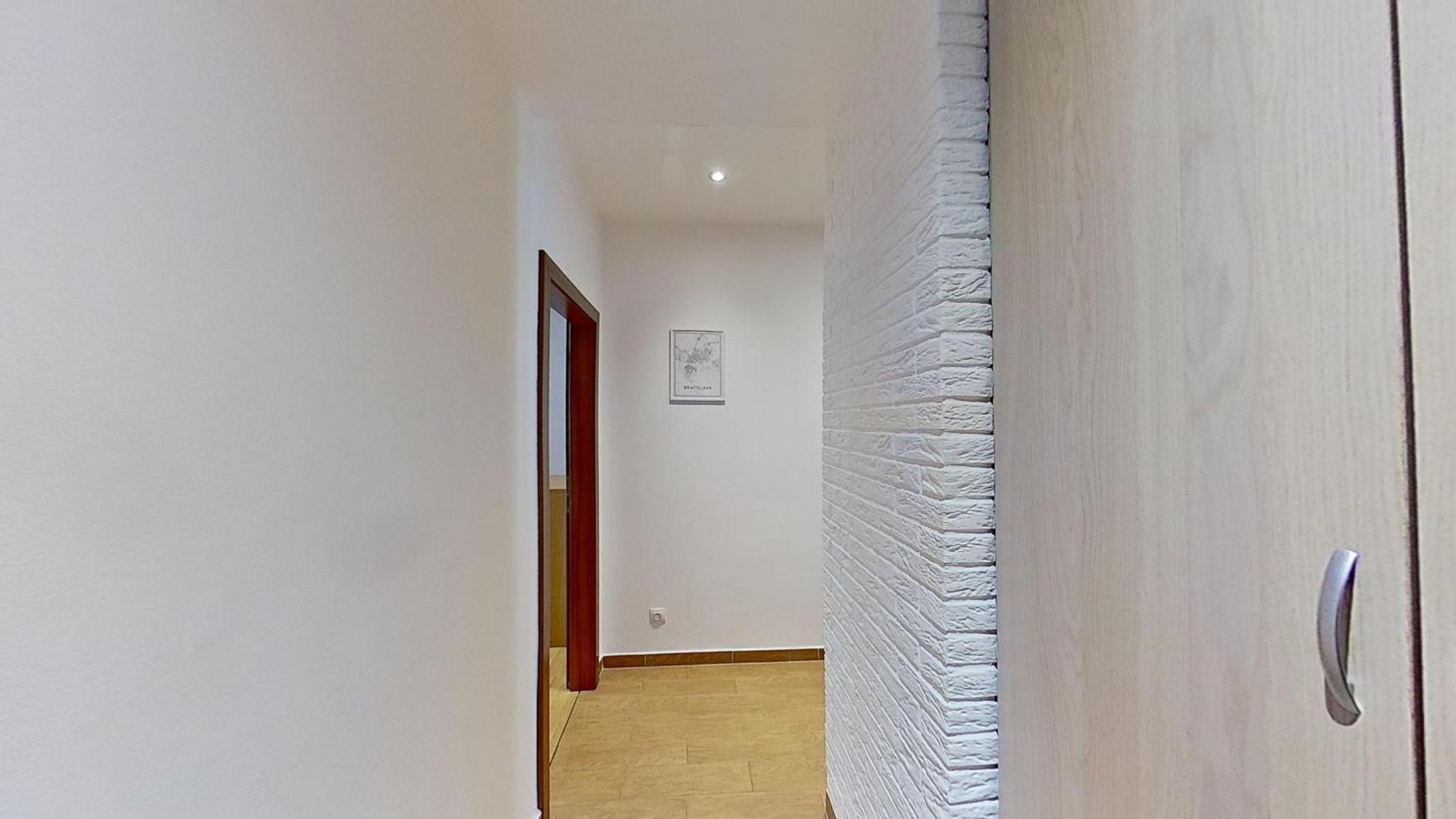 2Br Apt With Free Garage Parking, Close To The Historic Centre Bratysława Zewnętrze zdjęcie