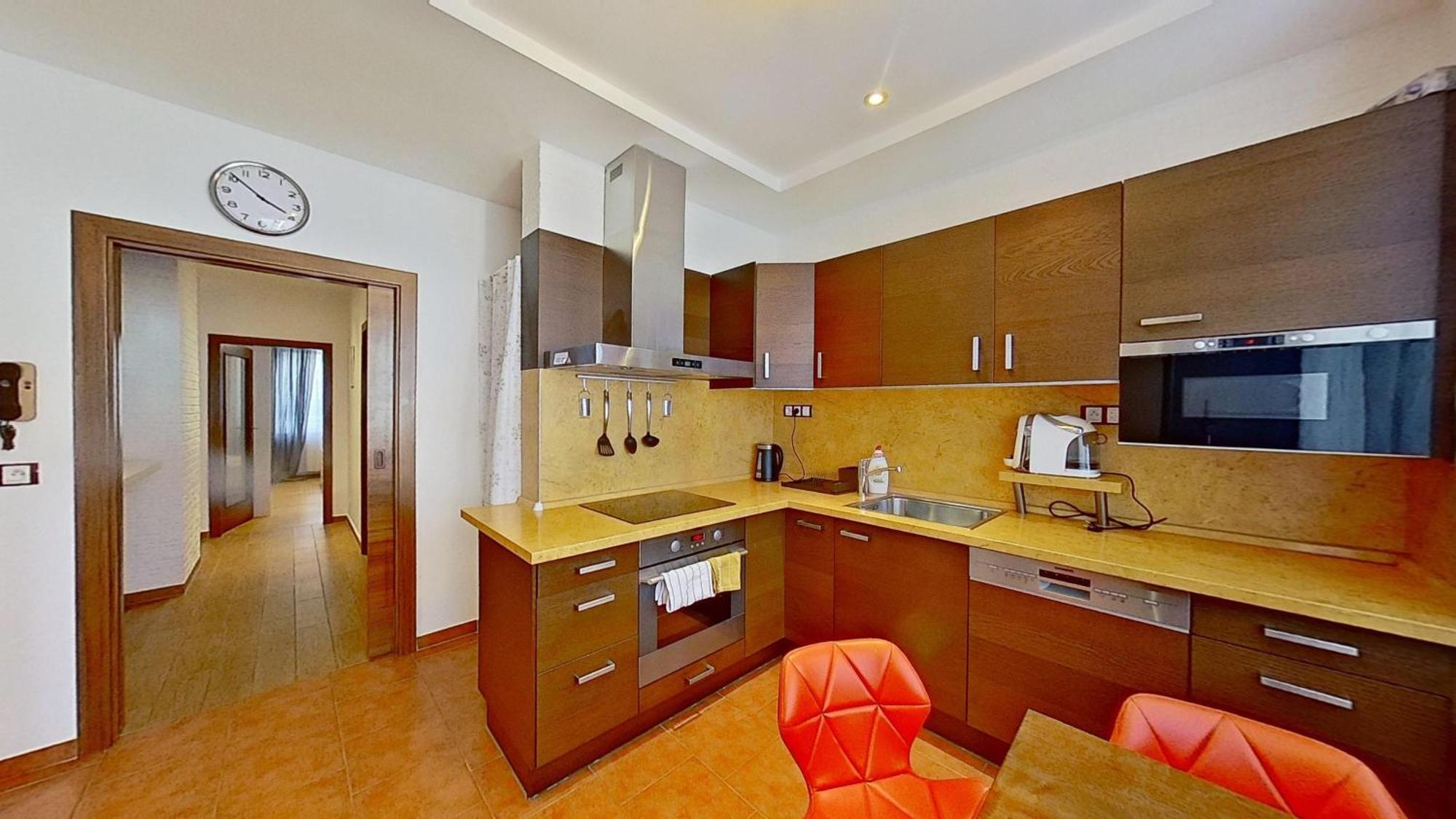 2Br Apt With Free Garage Parking, Close To The Historic Centre Bratysława Zewnętrze zdjęcie